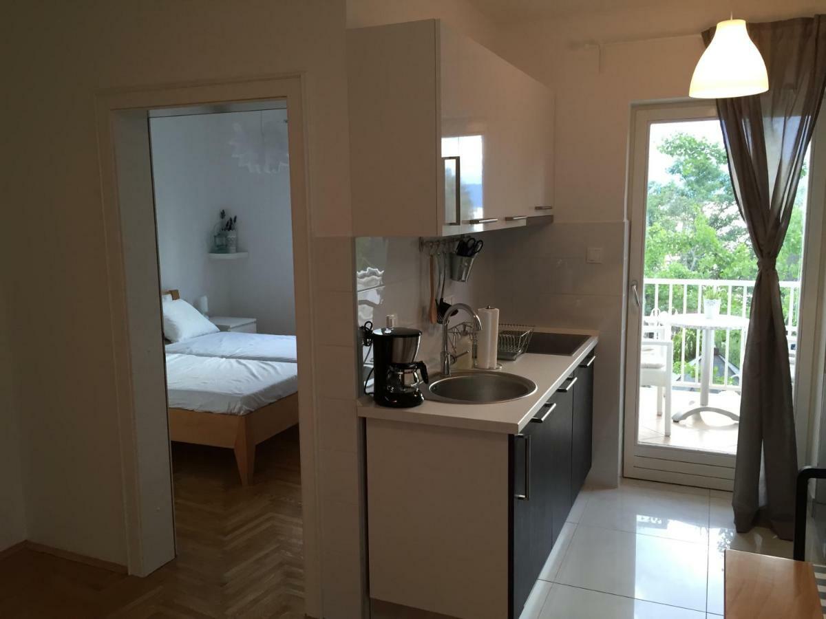 Apartments Papalinna 2 By Moro Krk Town Luaran gambar